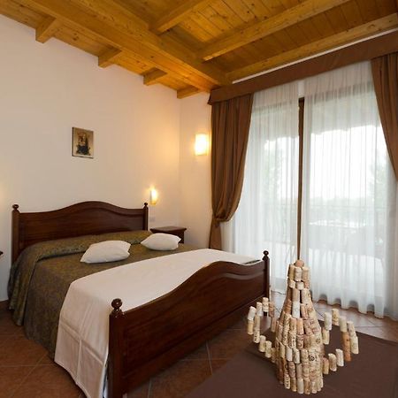 ברדולינו Locanda Ristorante Al Cardellino מראה חיצוני תמונה